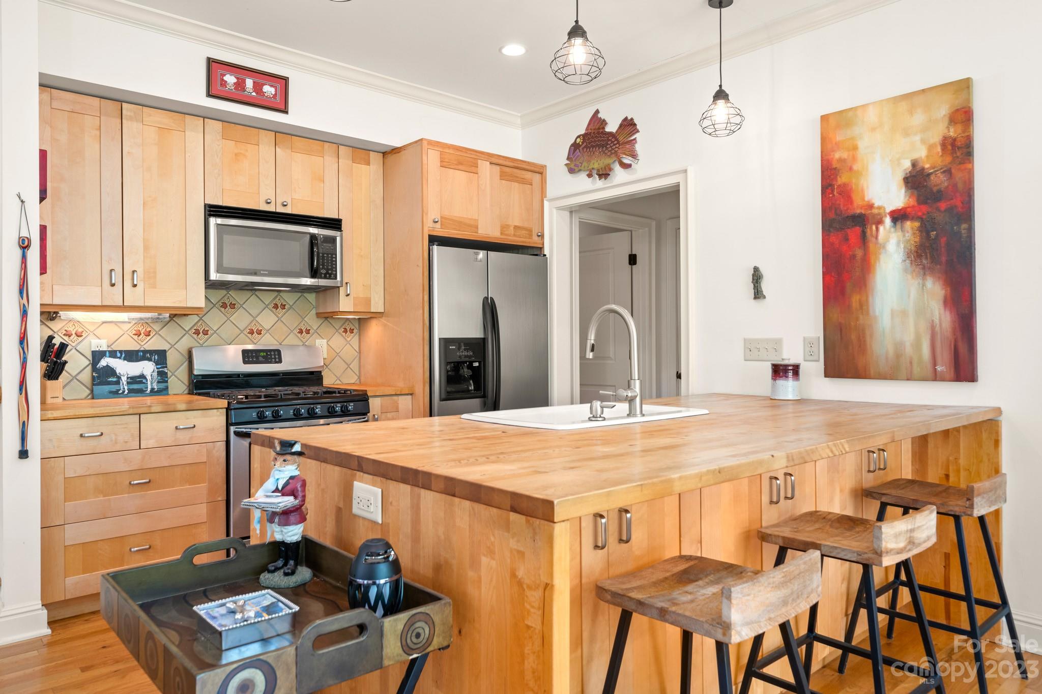 26 Sylvan Avenue Asheville NC 28801