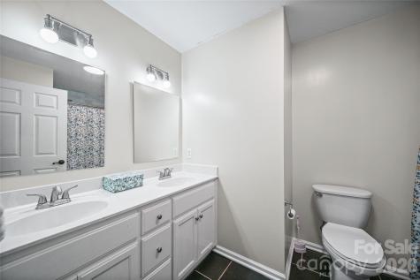 39328 Holly Ridge Road New London NC 28127