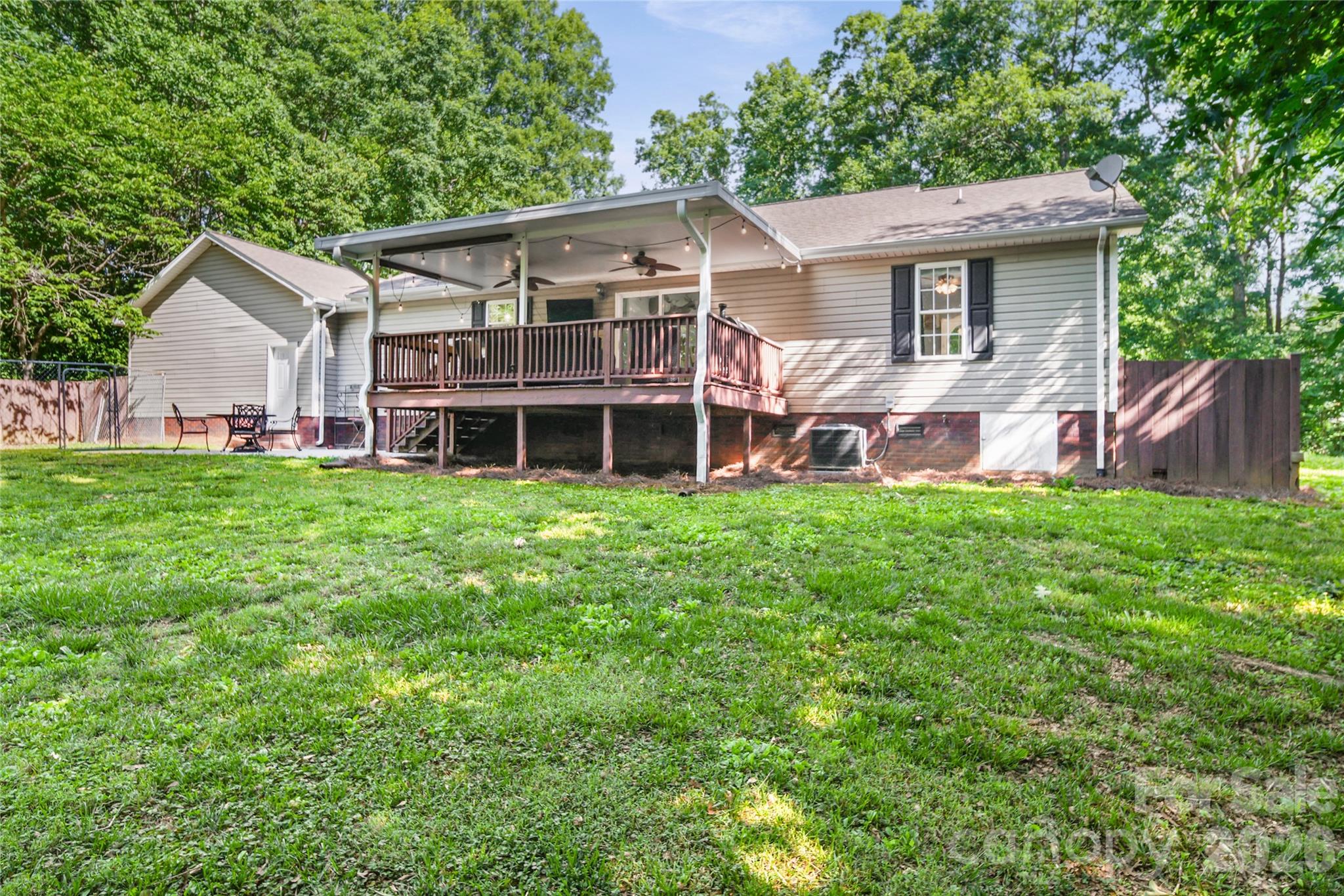 39328 Holly Ridge Road New London NC 28127