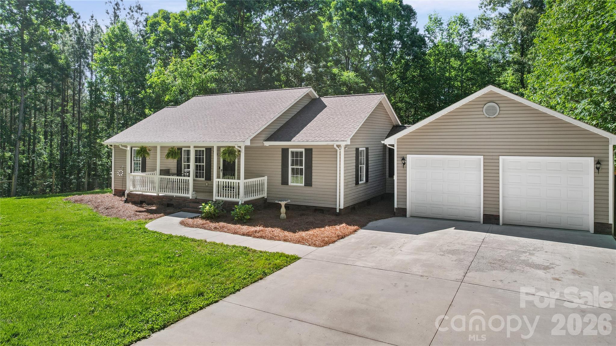 39328 Holly Ridge Road New London NC 28127