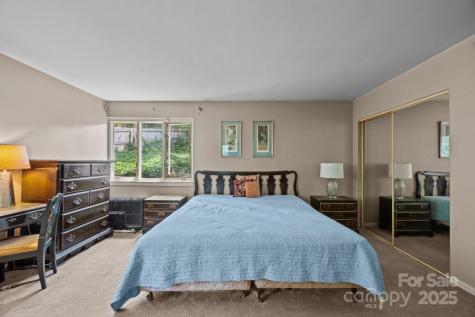 111 Griffing Circle Asheville NC 28804