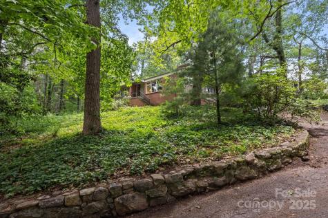 111 Griffing Circle Asheville NC 28804
