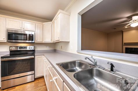 142 39th Avenue Court NW Hickory NC 28601