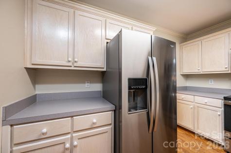 142 39th Avenue Court NW Hickory NC 28601
