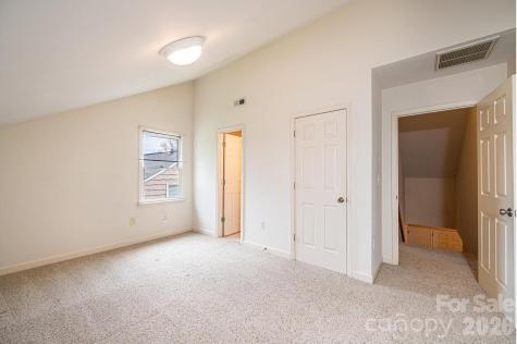 142 39th Avenue Court NW Hickory NC 28601