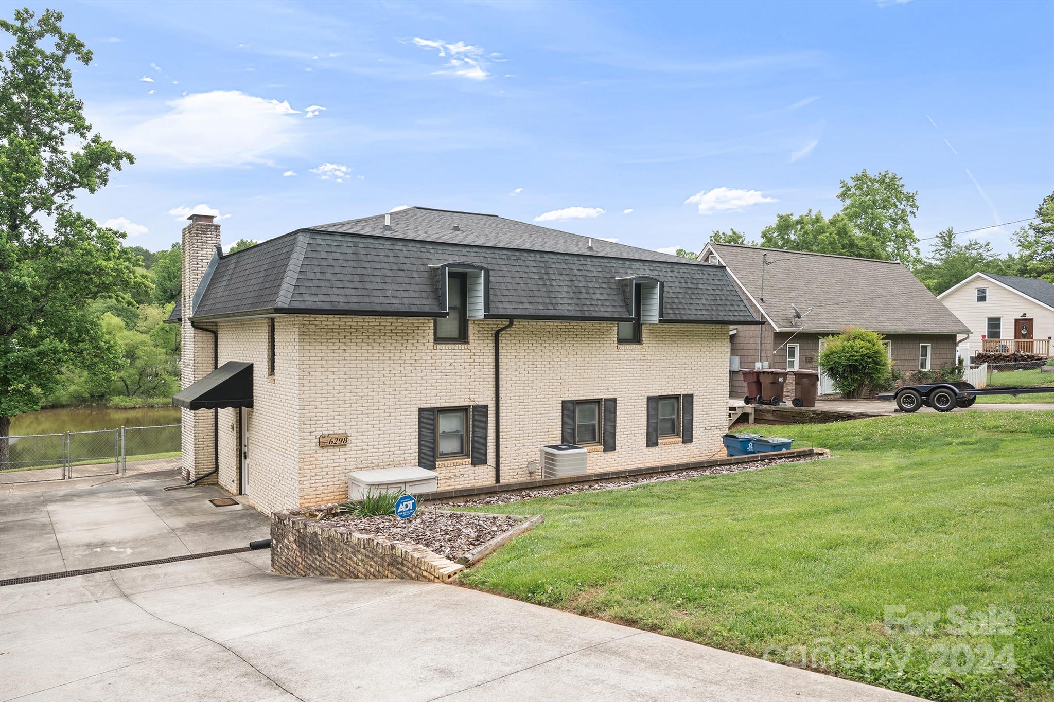6298 Lynchburg Road Hickory NC 28601