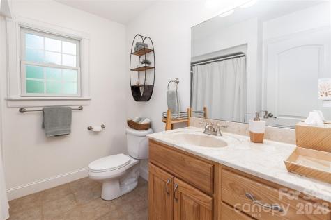 72 Whitfield Lane Weaverville NC 28787