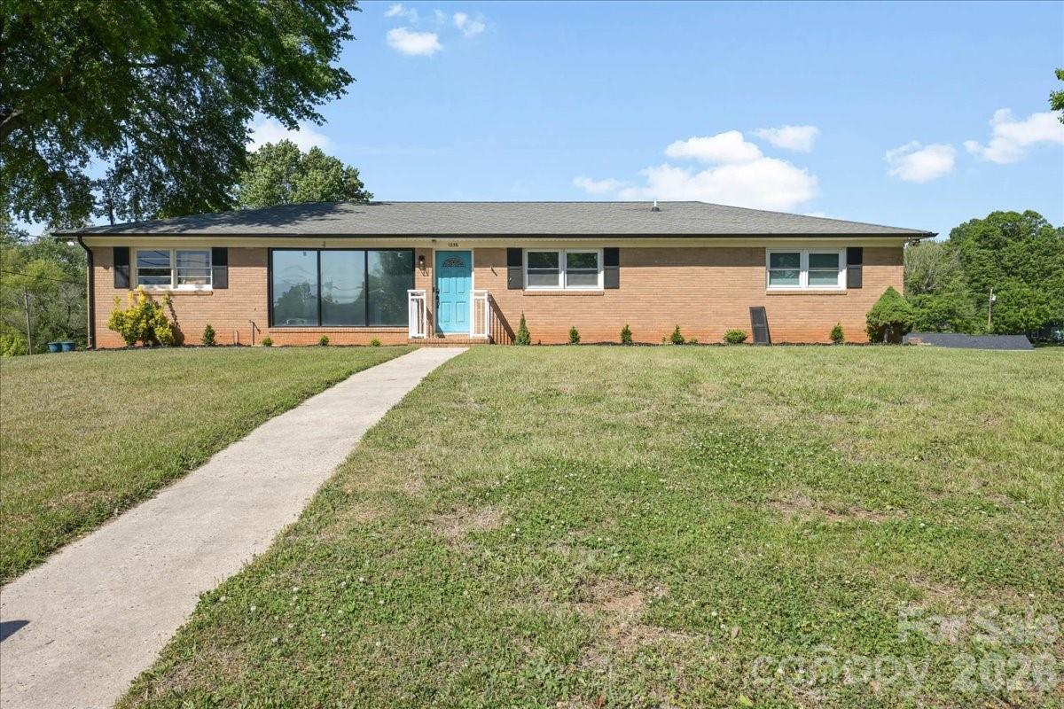1236 Landsdowne Drive Gastonia NC 28054