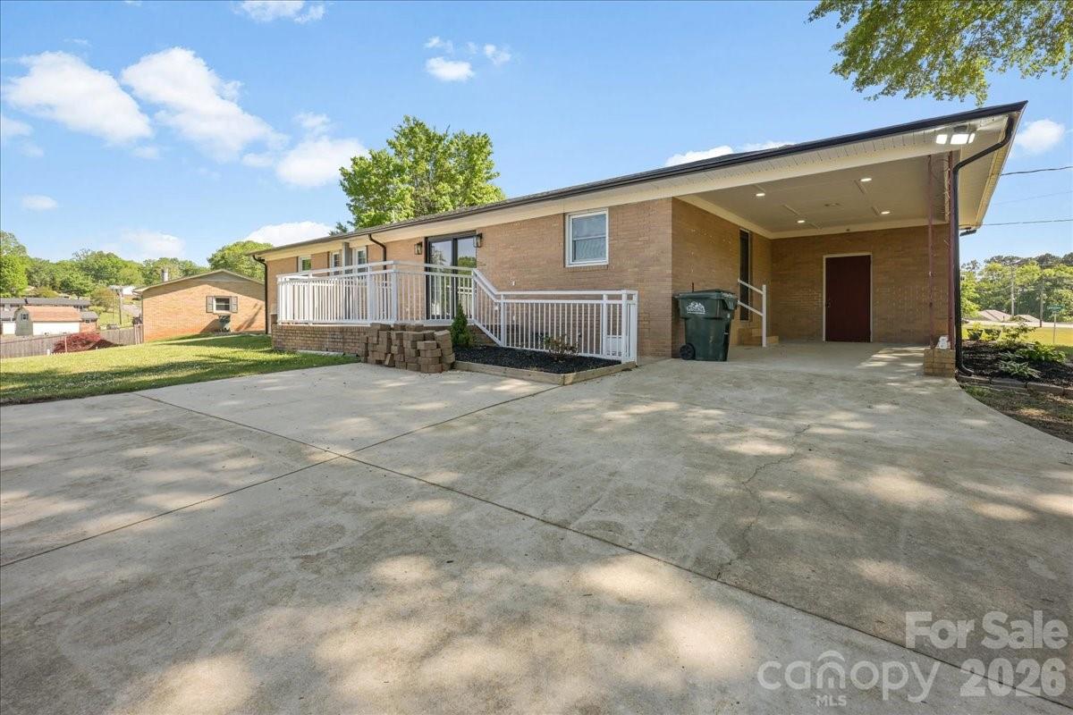1236 Landsdowne Drive Gastonia NC 28054