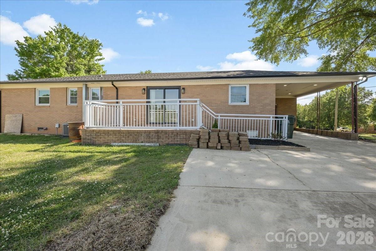 1236 Landsdowne Drive Gastonia NC 28054