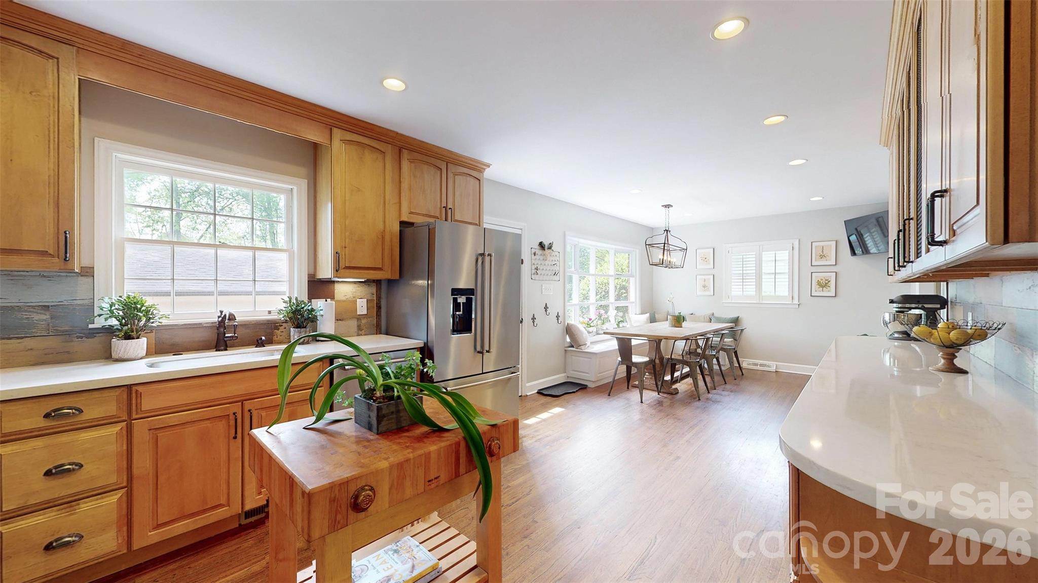 1419 Cavendish Court Charlotte NC 28211
