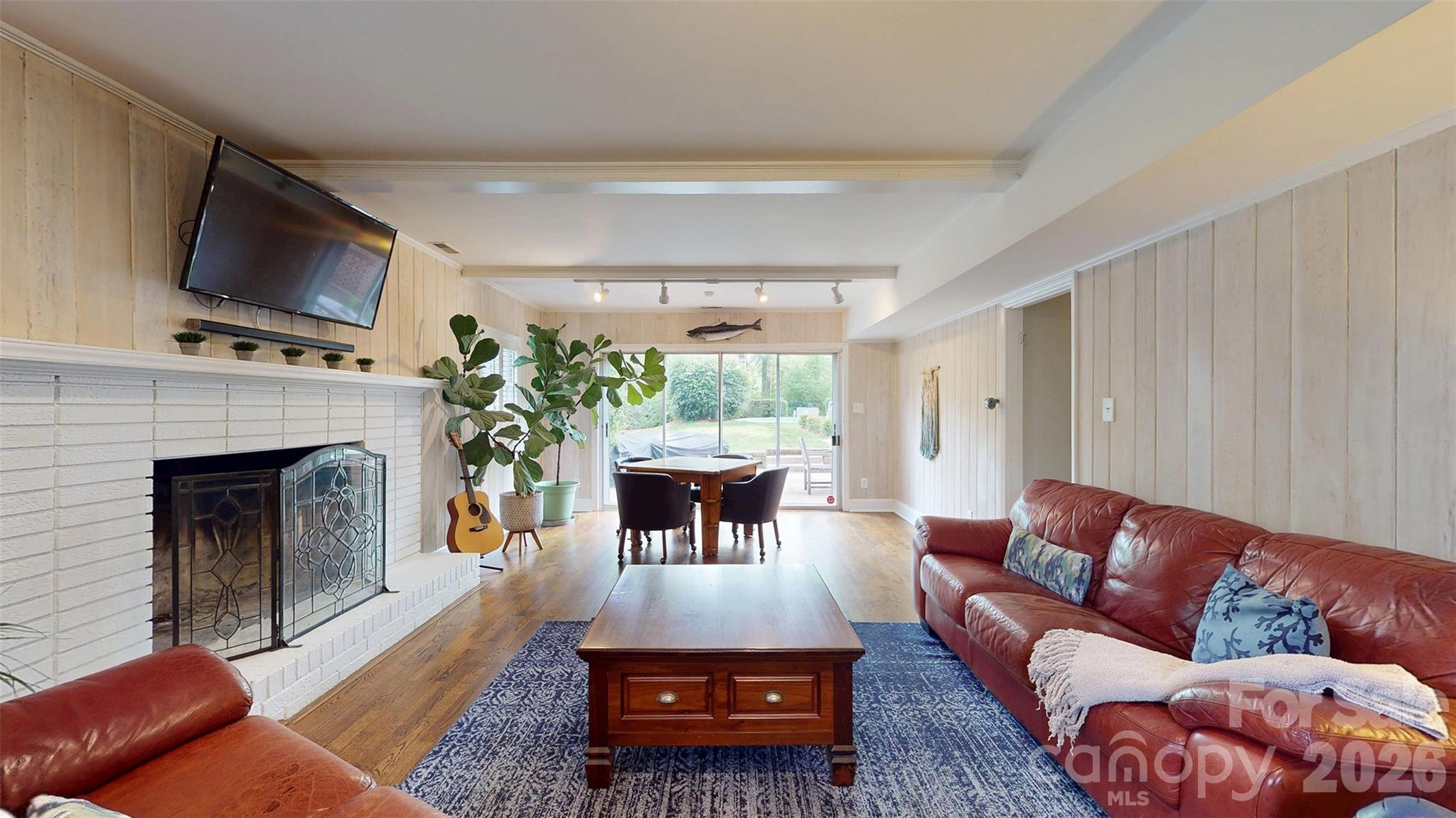 1419 Cavendish Court Charlotte NC 28211