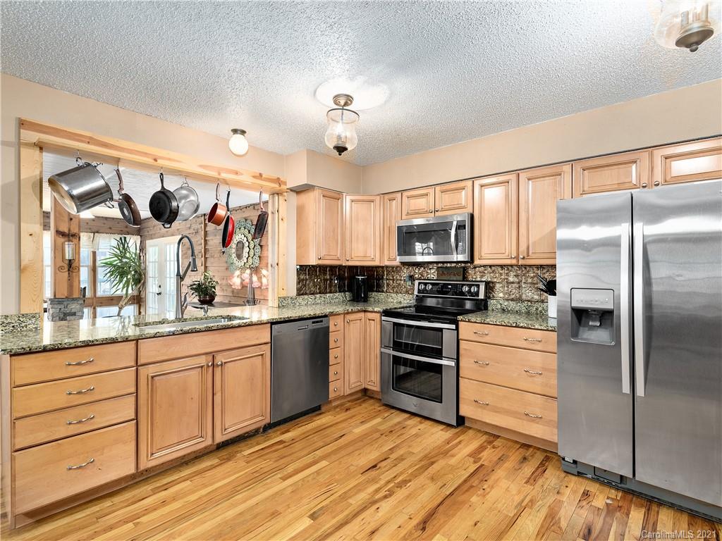 52 Wildwood Circle Fletcher NC 28732
