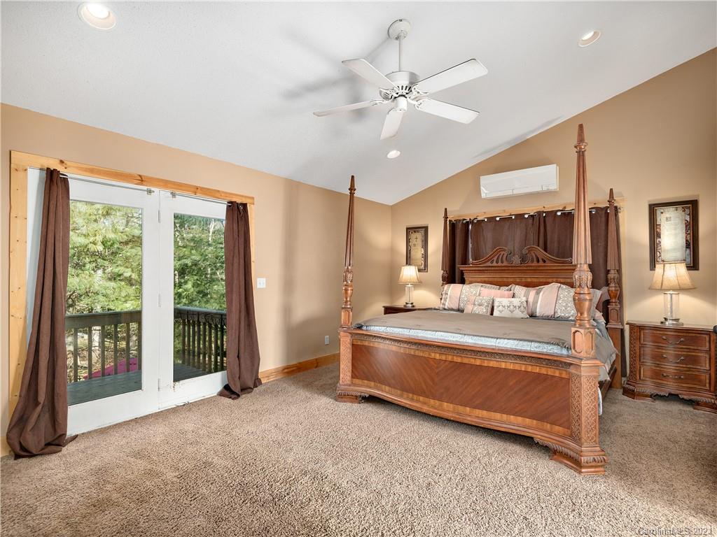 52 Wildwood Circle Fletcher NC 28732