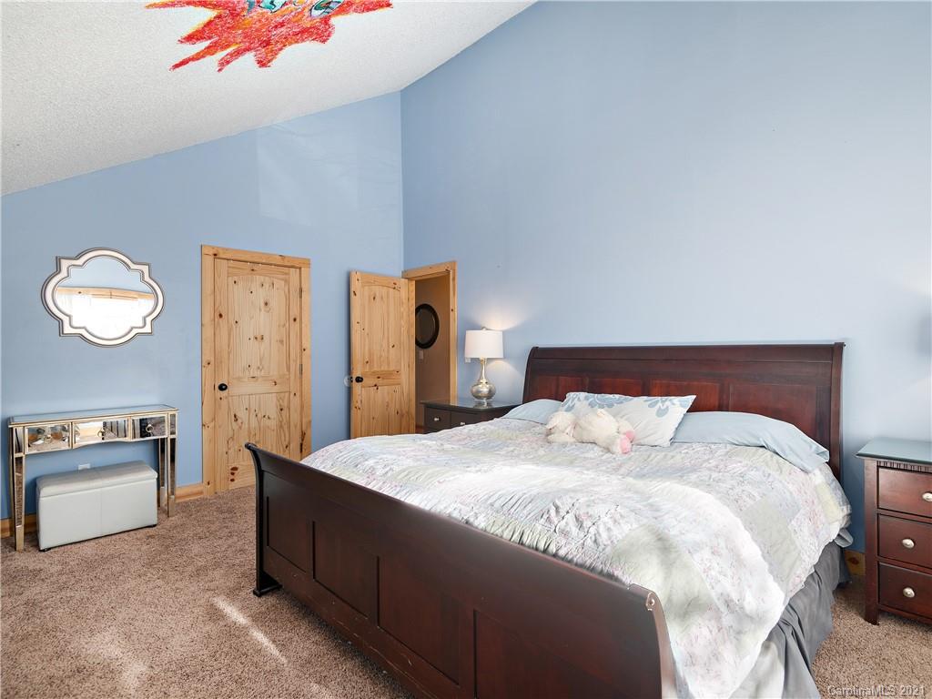 52 Wildwood Circle Fletcher NC 28732