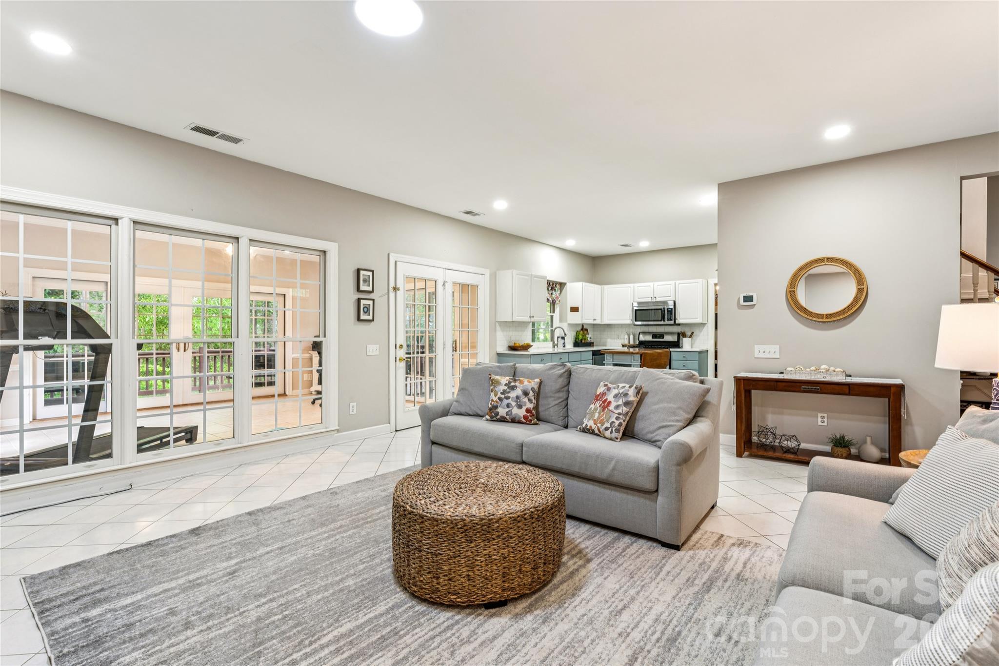 5719 Swanston Drive Charlotte NC 28269