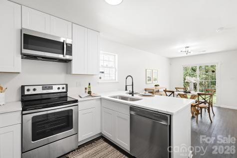 913 Tennyson Drive Charlotte NC 28208