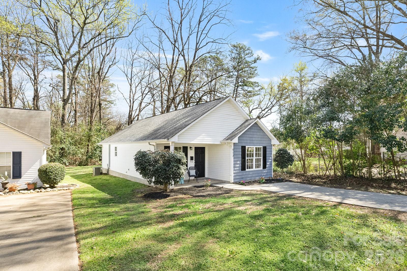 913 Tennyson Drive Charlotte NC 28208