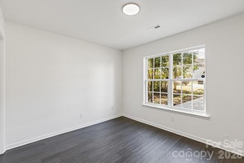 913 Tennyson Drive Charlotte NC 28208