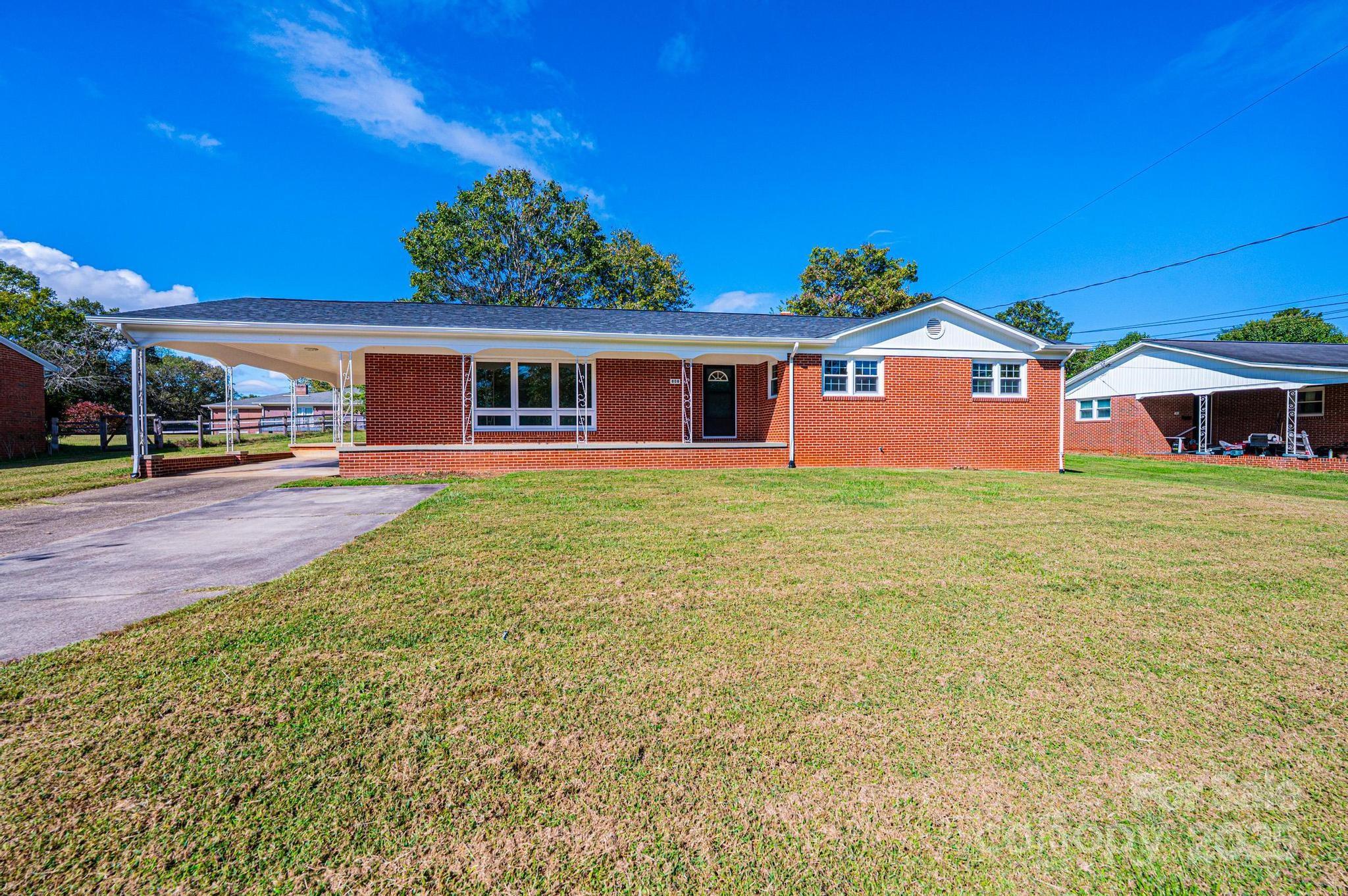 808 Church Street NW Valdese NC 28690