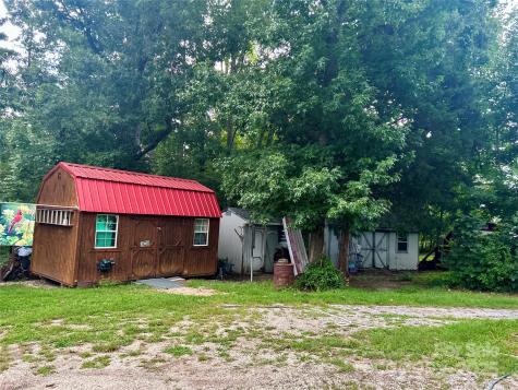 2740 Irene Bridge Highway Hickory Grove SC 29717