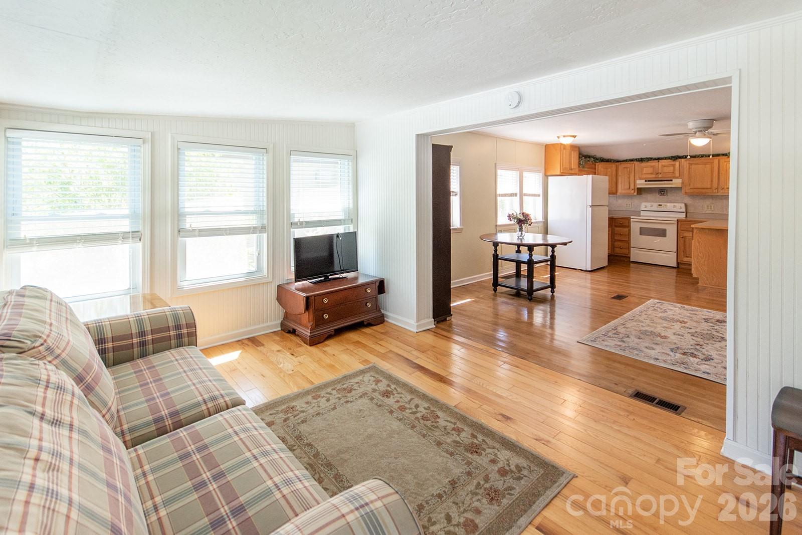 59 S Front Street Franklin NC 28734