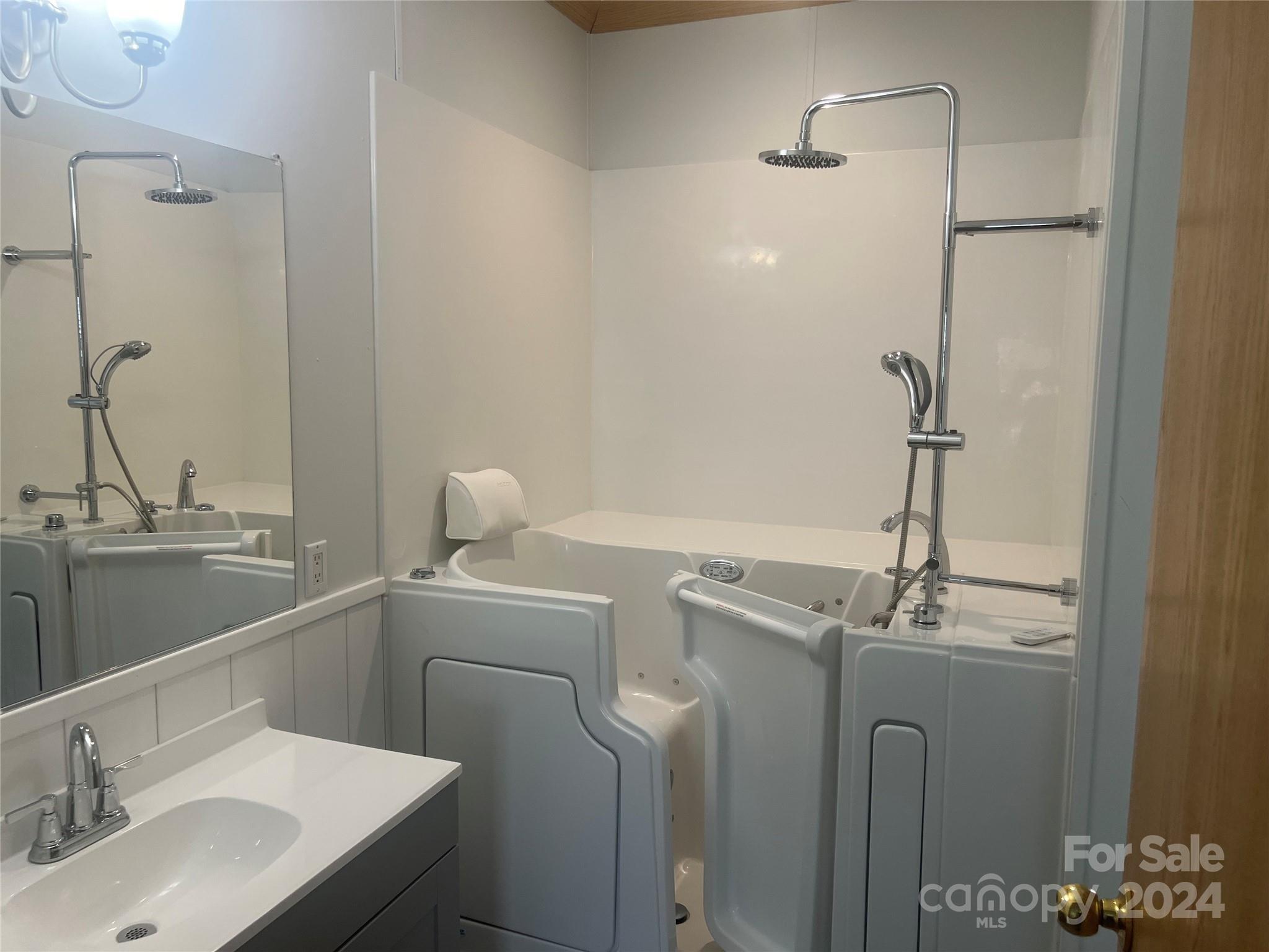 200 Olin Loop Olin NC 28660