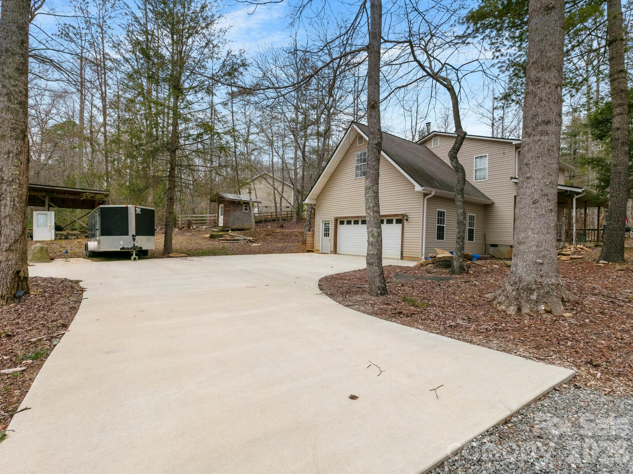 10 Bear Trail Fairview NC 28730