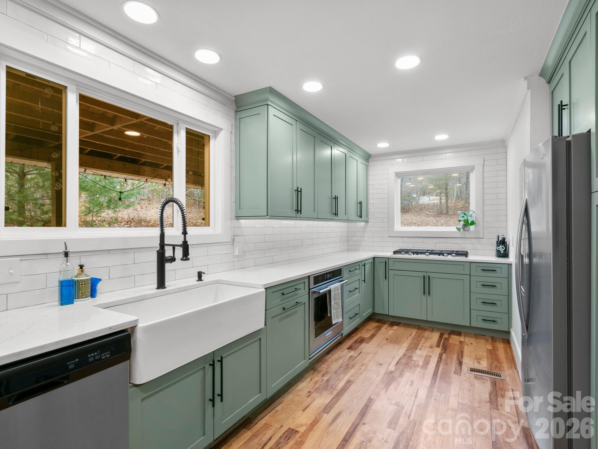 10 Bear Trail Fairview NC 28730
