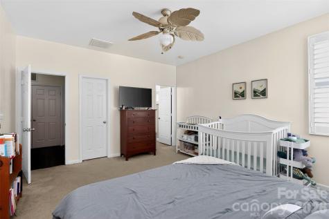 8807 Heartleaf Road Charlotte NC 28227