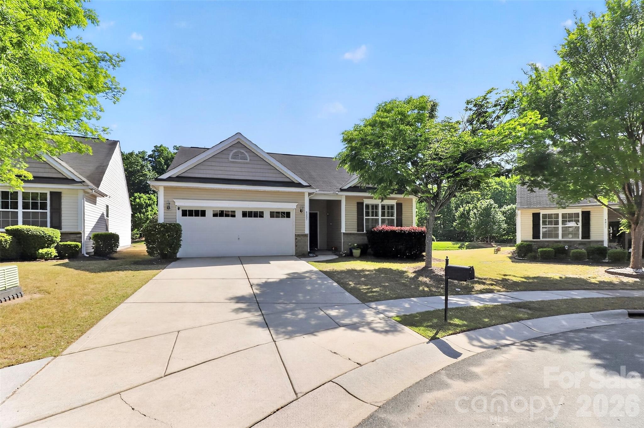 8807 Heartleaf Road Charlotte NC 28227