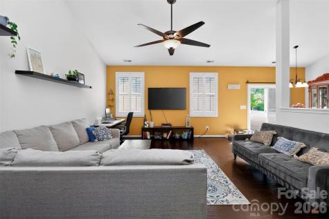 8807 Heartleaf Road Charlotte NC 28227