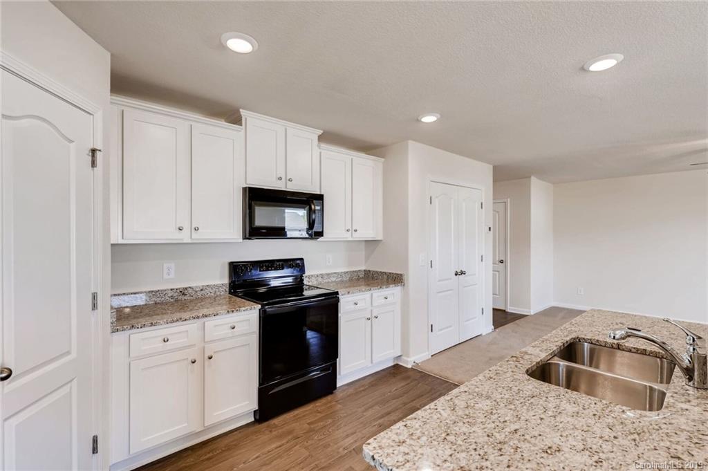 2264 Latimer Lane Charlotte NC 28214