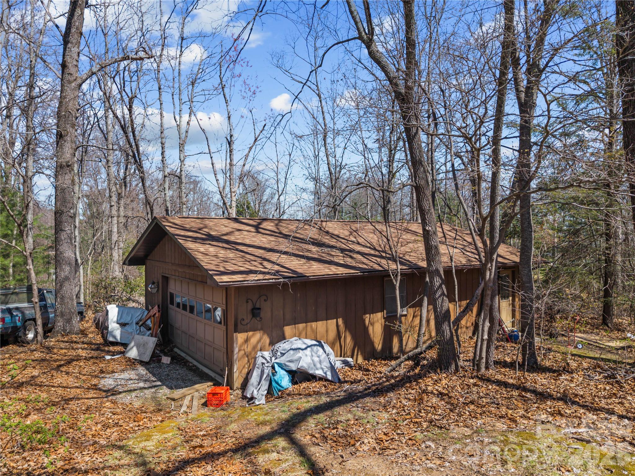1086 Mine Gap Road Zirconia NC 28790