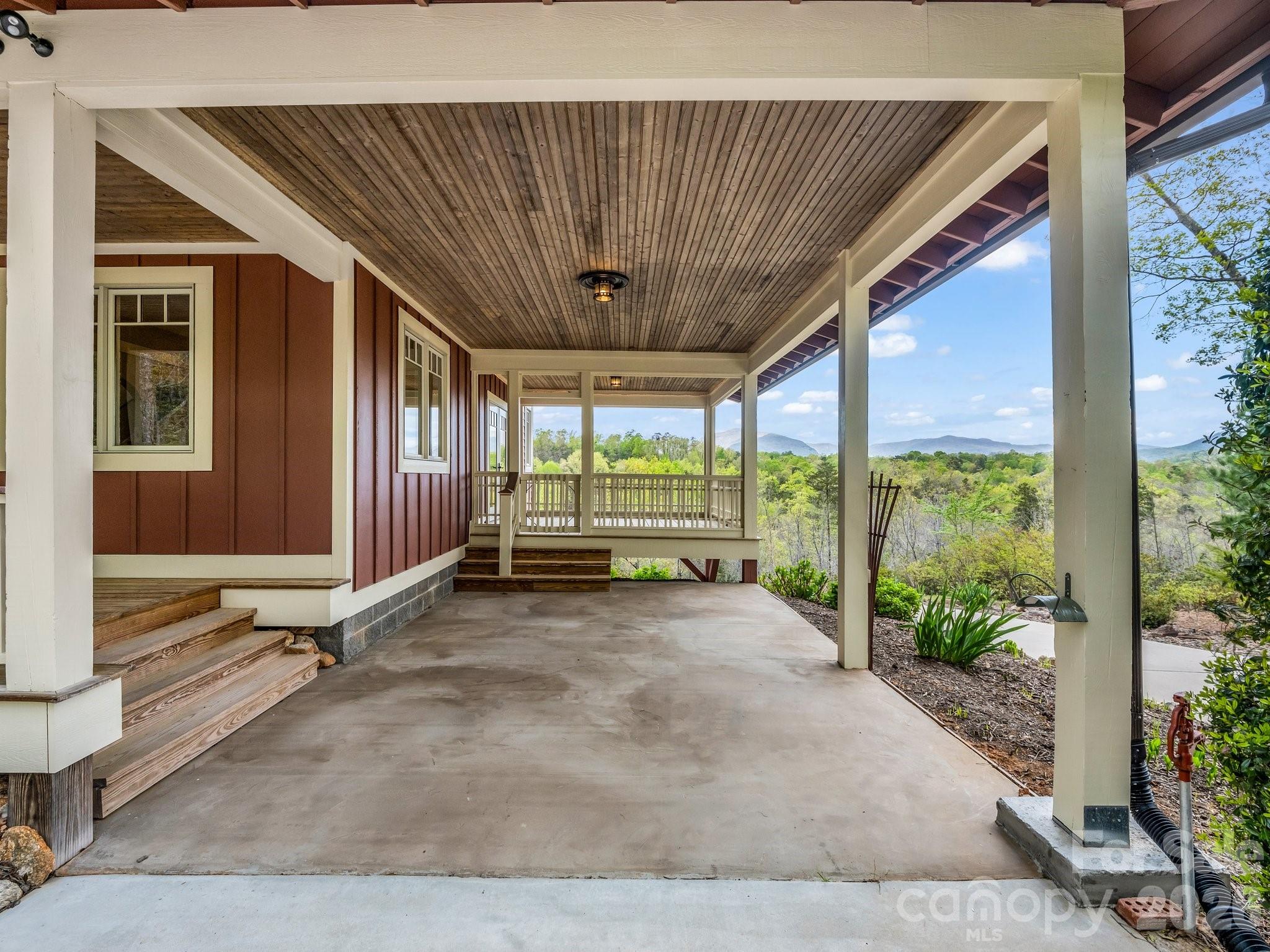 111 Arabesque Way Lake Lure NC 28746