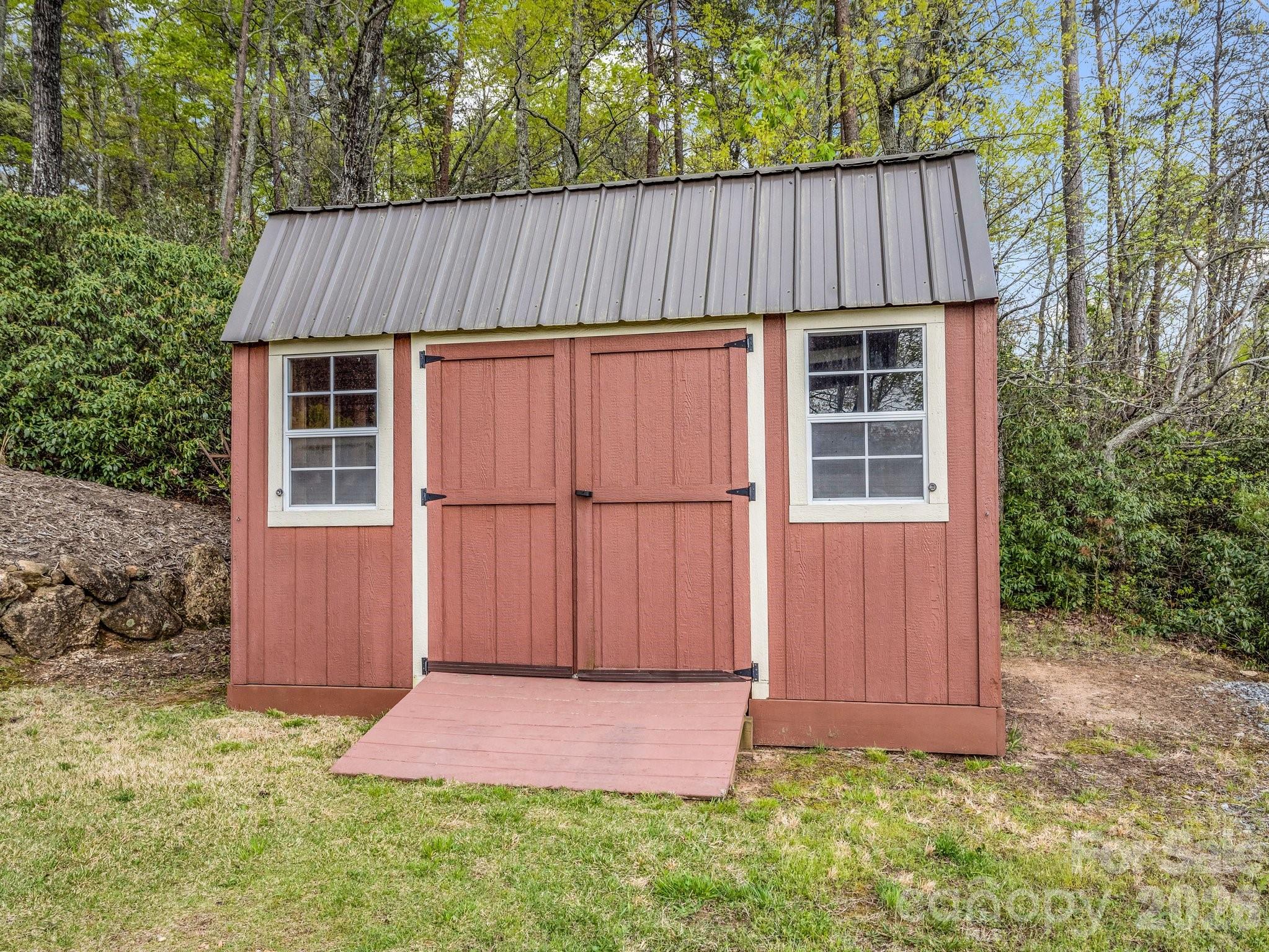 111 Arabesque Way Lake Lure NC 28746