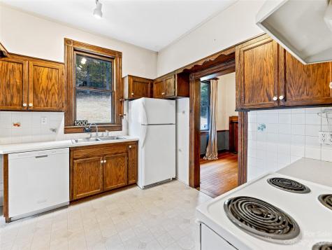 1200 Redmon Road Marshall NC 28753