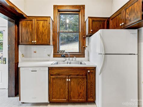 1200 Redmon Road Marshall NC 28753
