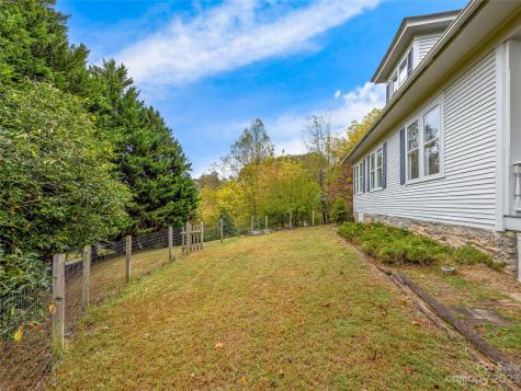 1200 Redmon Road Marshall NC 28753