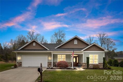 1123 King George Court Lenoir NC 28645