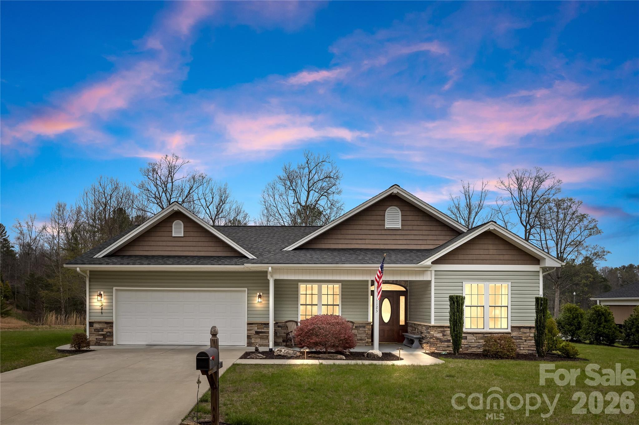 1123 King George Court Lenoir NC 28645