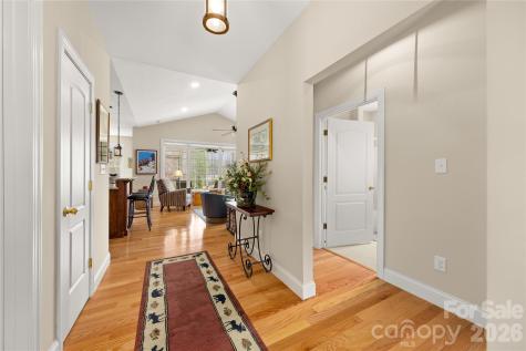 1123 King George Court Lenoir NC 28645