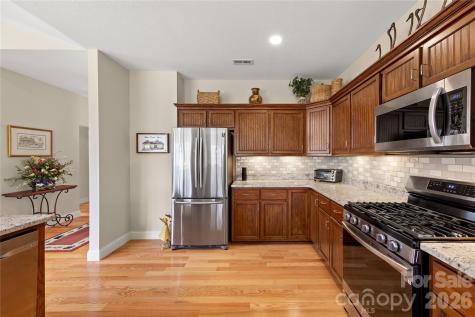 1123 King George Court Lenoir NC 28645