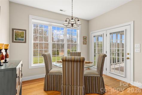 1123 King George Court Lenoir NC 28645