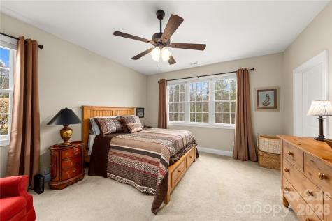 1123 King George Court Lenoir NC 28645