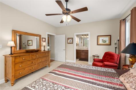 1123 King George Court Lenoir NC 28645