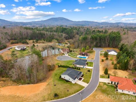 1123 King George Court Lenoir NC 28645