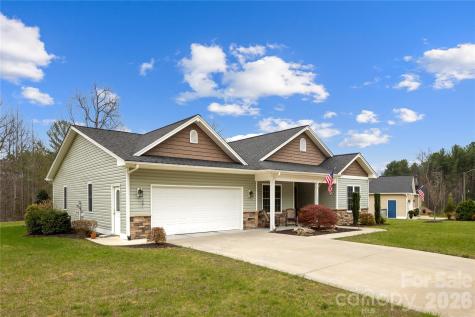 1123 King George Court Lenoir NC 28645