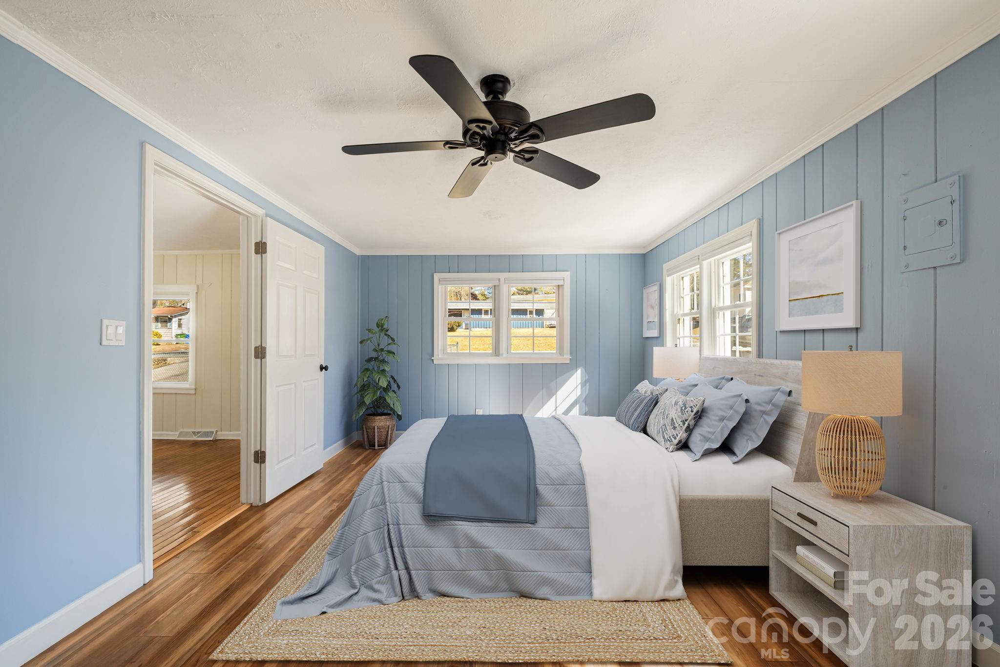 1015 Mountain View Street Hendersonville NC 28739