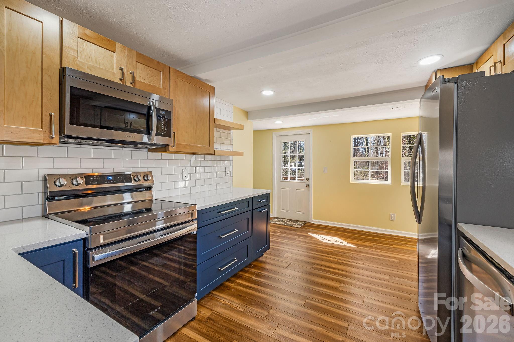 1015 Mountain View Street Hendersonville NC 28739
